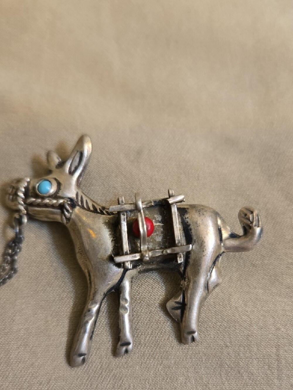 Sterling Silver Mexico Charro & Donkey Brooch - Silver - Picture 3 of 7